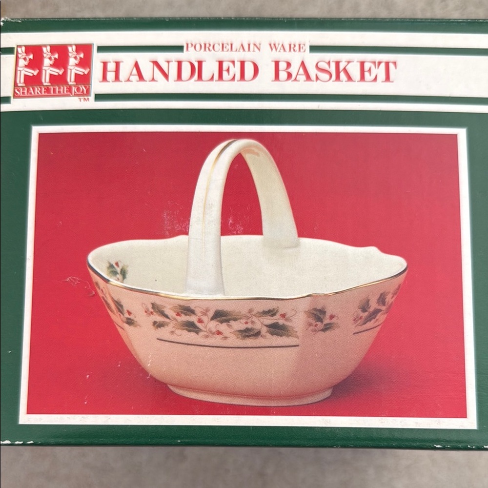 NEW Vintage Christmas Handled Basket